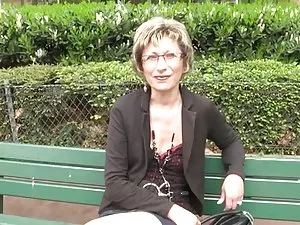 მოზარდი busty bitch  ...
