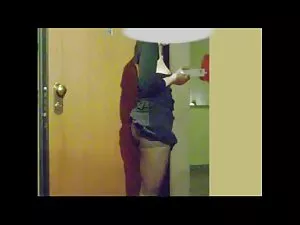 ქერა თეთრი კაბაში ბა ...