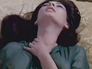 ქერა უყვარს დაუცველი ...